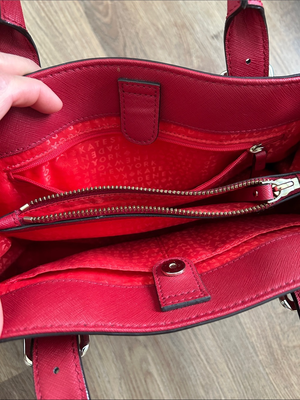 kate spade red leather structured satchel with gold hardware - Picture 2 of 7